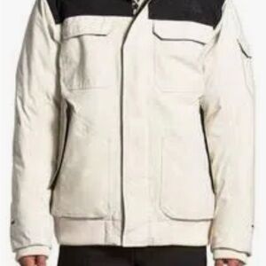 The North Face Men's Gotham Jacket size Medium

Color: Vintage White/Black